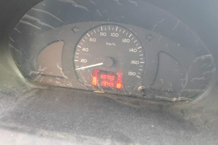 Used Wuling Rongguang 2014 1.2L S Base Model