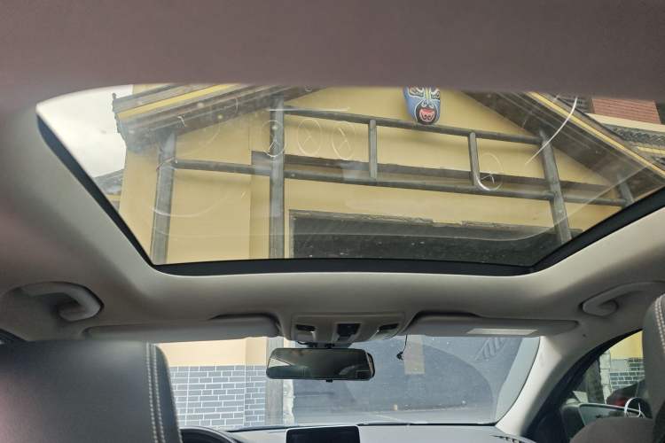 Used Mercedes-Benz GLA 2016 GLA 200 Sport Edition Headliner