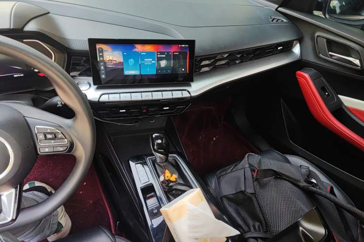 Used MG 5 2021 180 DVVT CVT Youthful Style Edition Audio And AC Panel