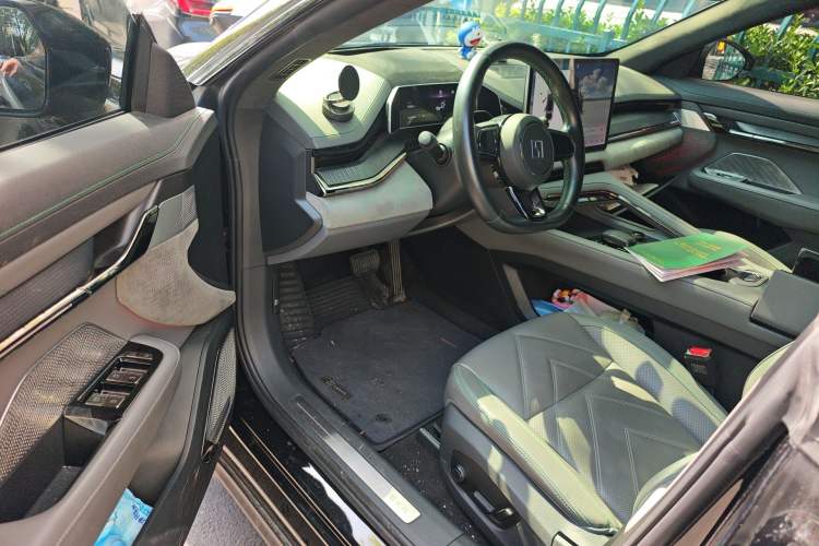 Used Zeekr 001 2023 WE Edition 100 kWh
