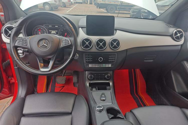 Used Mercedes-Benz B-Class 2019 B 200 Sport Edition Center Console