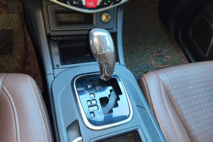 Used BYD S7 2015 2.0T Upgraded Automatic Luxury Version
