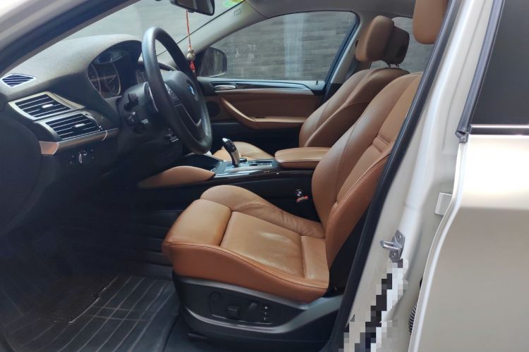 Used BMW X6 2014 xDrive35i Sport model Left Front Seat