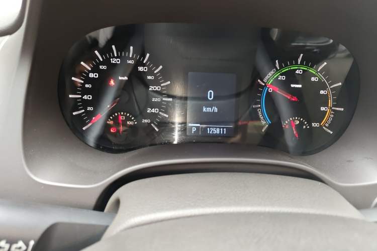 Used Roewe e950 2016 1.4T Luxury Edition Odometer Close Up