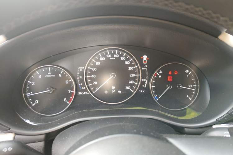 Used Mazda 3 Axela 2020 2.0L X Compression Ignition Prestige Version