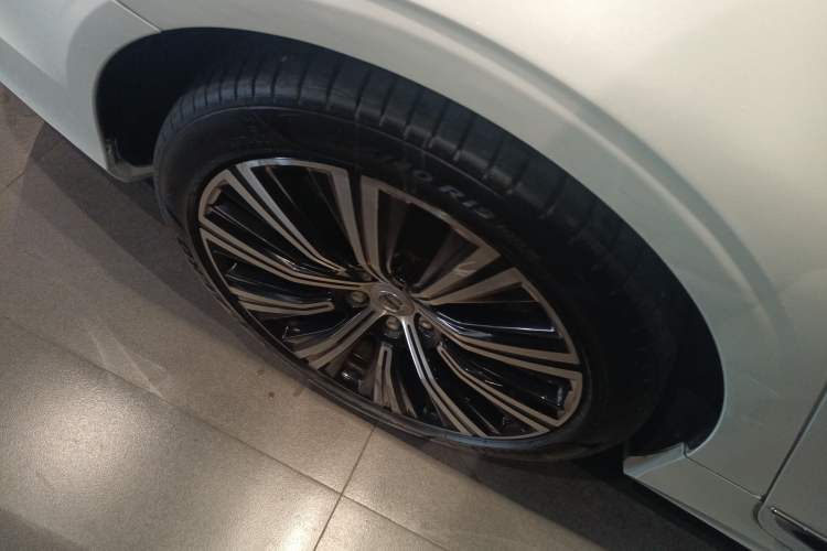 Used Volvo S90 2022 B5 Zhiyuan Luxury Edition
