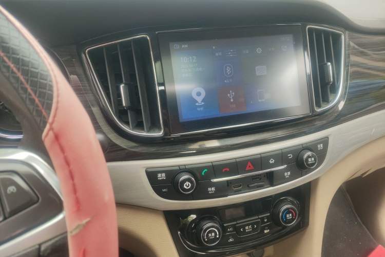 Used Baojun 730 2016 1.8L Manual Luxury Edition 7 Seats