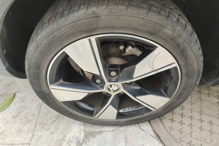 Used Skoda Octavia 2019 TSI280 DSG Luxury Edition Station Wagon China VI Standard
