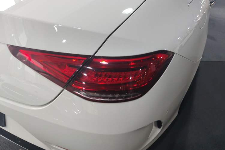 Used Mercedes-Benz CLS 2020 CLS 300 Luxury Model
