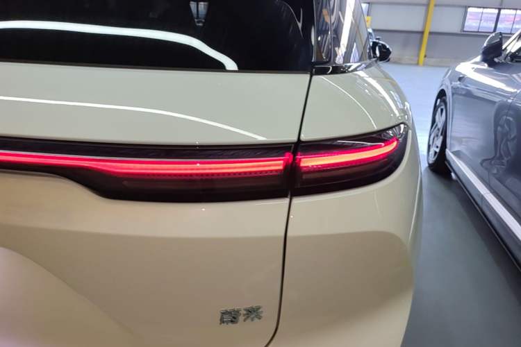 Used Nio ES6 2024 75 kWh