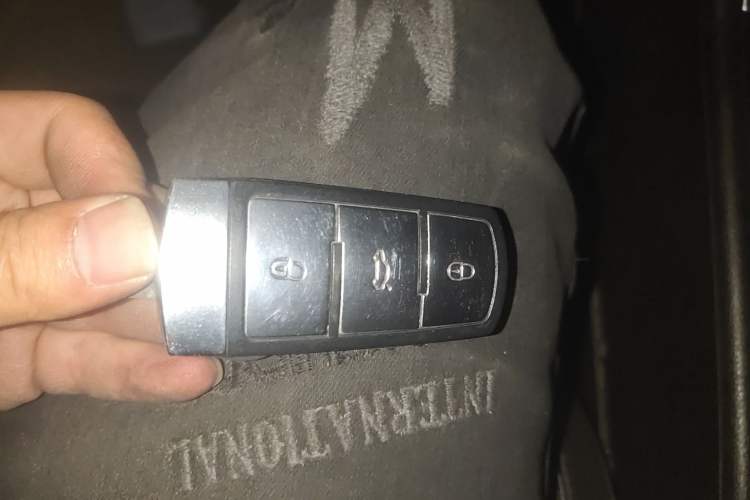 Used Volkswagen FAW-Volkswagen CC 2013 2.0 TSI Ultimate Model Vehicle Key