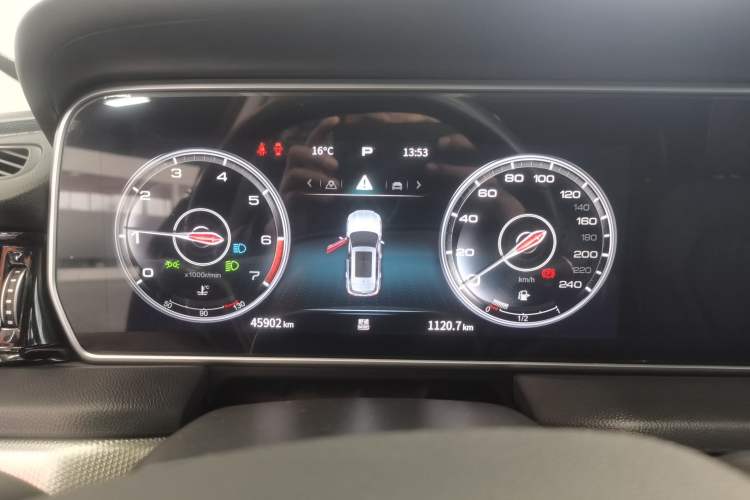 Used Hongqi HS5 2022 Facelifted Version 2.0T Smart Connect Flagship All-Wheel-Drive Edition
