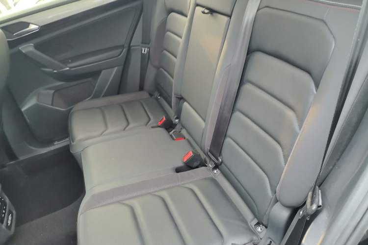 Used Volkswagen Tayron 2021 280TSI Two-Wheel Drive Luxury Smart Connectivity Version Left Rear Seat