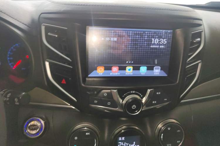 Used BYD Song 2018 1.5TI Manual Smart Connect Enjoyment Model
