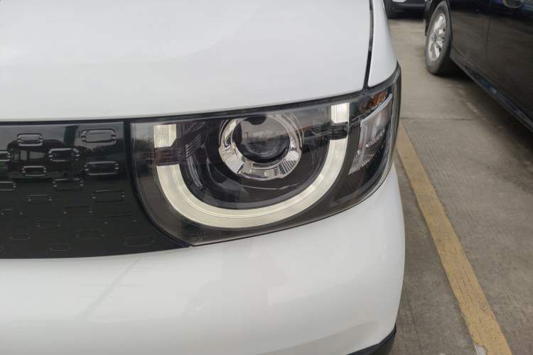Used Chery QQ Ice Cream 2024 Edition Youth Version 205km Sundae Left Front Headlight