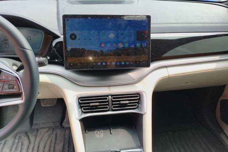 Used BYD Song PLUS New Energy 2024 HONOR Edition DM-i 150km Flagship PLUS
