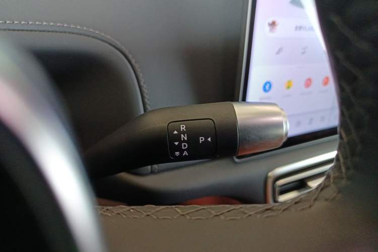 Used Li Auto L6 2025 Max Smart Refresh Edition Gear Lever
