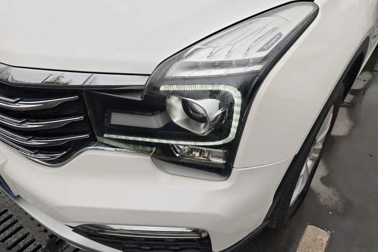 Used GAC Trumpchi GS8 2017 320T Two-Wheel Drive Luxury Edition (7 Seats)
