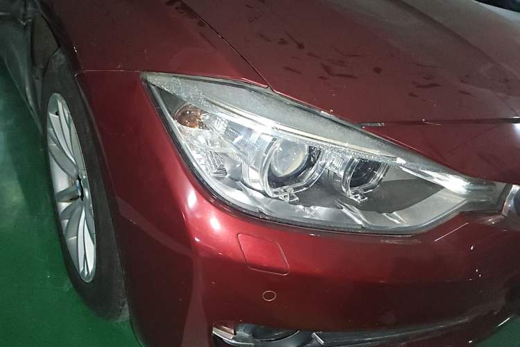 Used BMW 3 Series 2015 316Li Fashion Model
