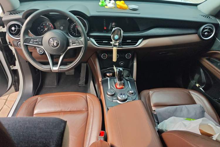 Used Alfa Romeo Stelvio 2017 2.0T 200HP Elite Edition
