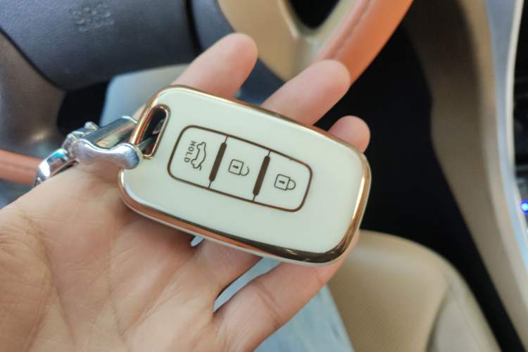 Used Hyundai Sonata 2013 2.0L Automatic Luxury Edition
