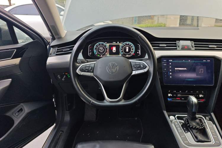 Used Volkswagen Variant 2021 2.0T Comfort Edition Steering Wheel