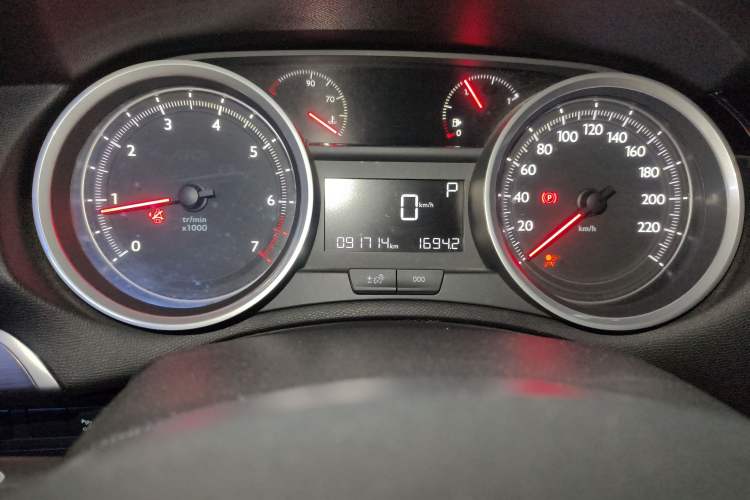 Used Peugeot 408 2014 1.8L Automatic Luxury Edition