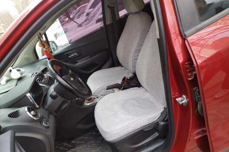 Used Chevrolet Trax 2016 1.4T Automatic Two-Wheel Drive Comfort Version with Sunroof