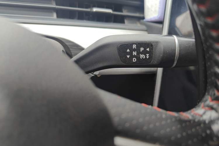 Used NETA V 2022 Chao 400 Lite Gear Lever