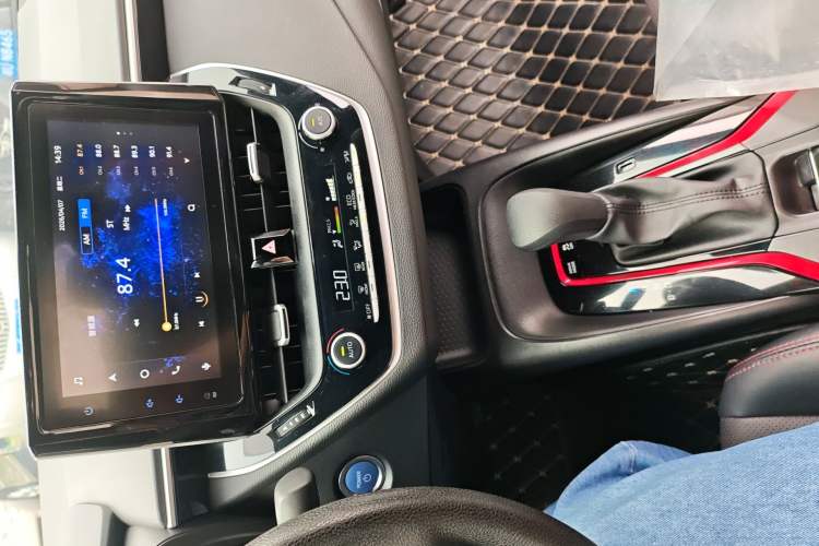 Used Toyota Levin 2022 Dual-Motor 1.8H E-CVT Sport Edition Audio And AC Panel