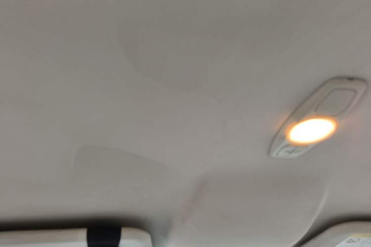 Used Ford Focus 2012 Sedan 1.6L Manual Comfort Model Headliner