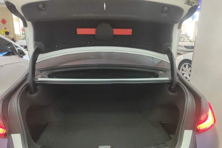 Used BMW i3 2023 eDrive 40 L Midnight Edition