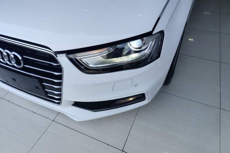 Used Audi A4L 2016 35 TFSI Collection Edition S line Luxury Model
