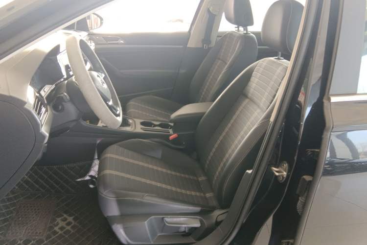 Used Volkswagen Lavida 2019 1.5L Automatic Vision Edition China VI Standard Left Front Seat