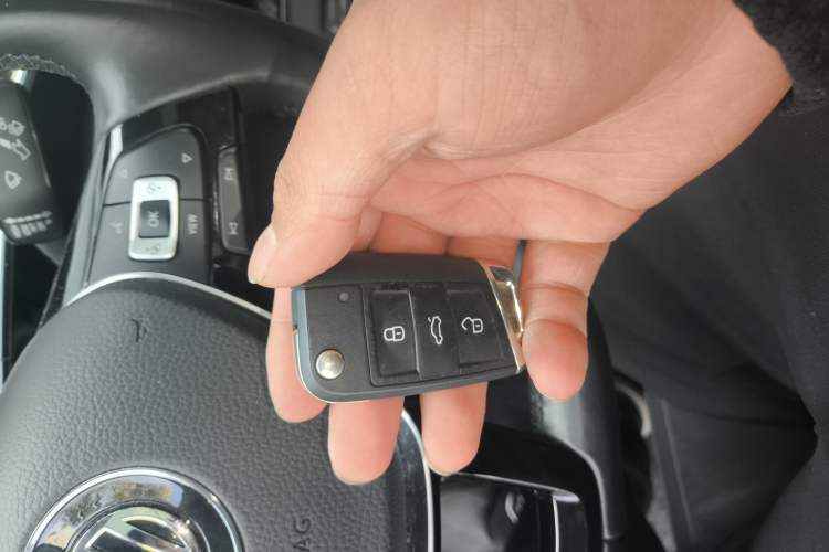 Used Volkswagen Tayron 2020 330TSI Two-Wheel Drive Luxury Connected Pro Edition
