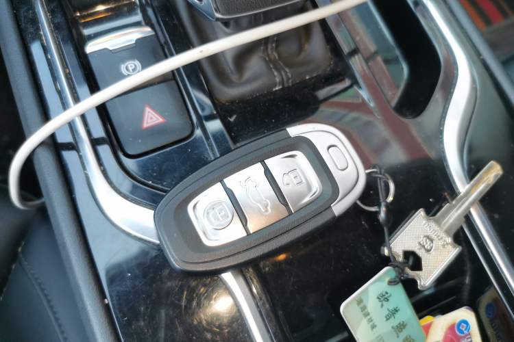 Used Hongqi E-QM5 2024 500km Range Edition