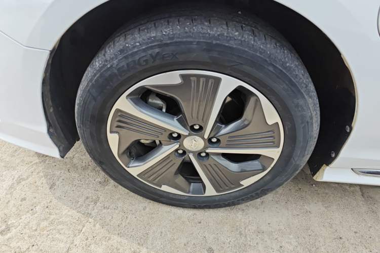 Used Hyundai Sonata Plug-in Hybrid 2018 2.0 PHS Smart Connect Version China VI Standard