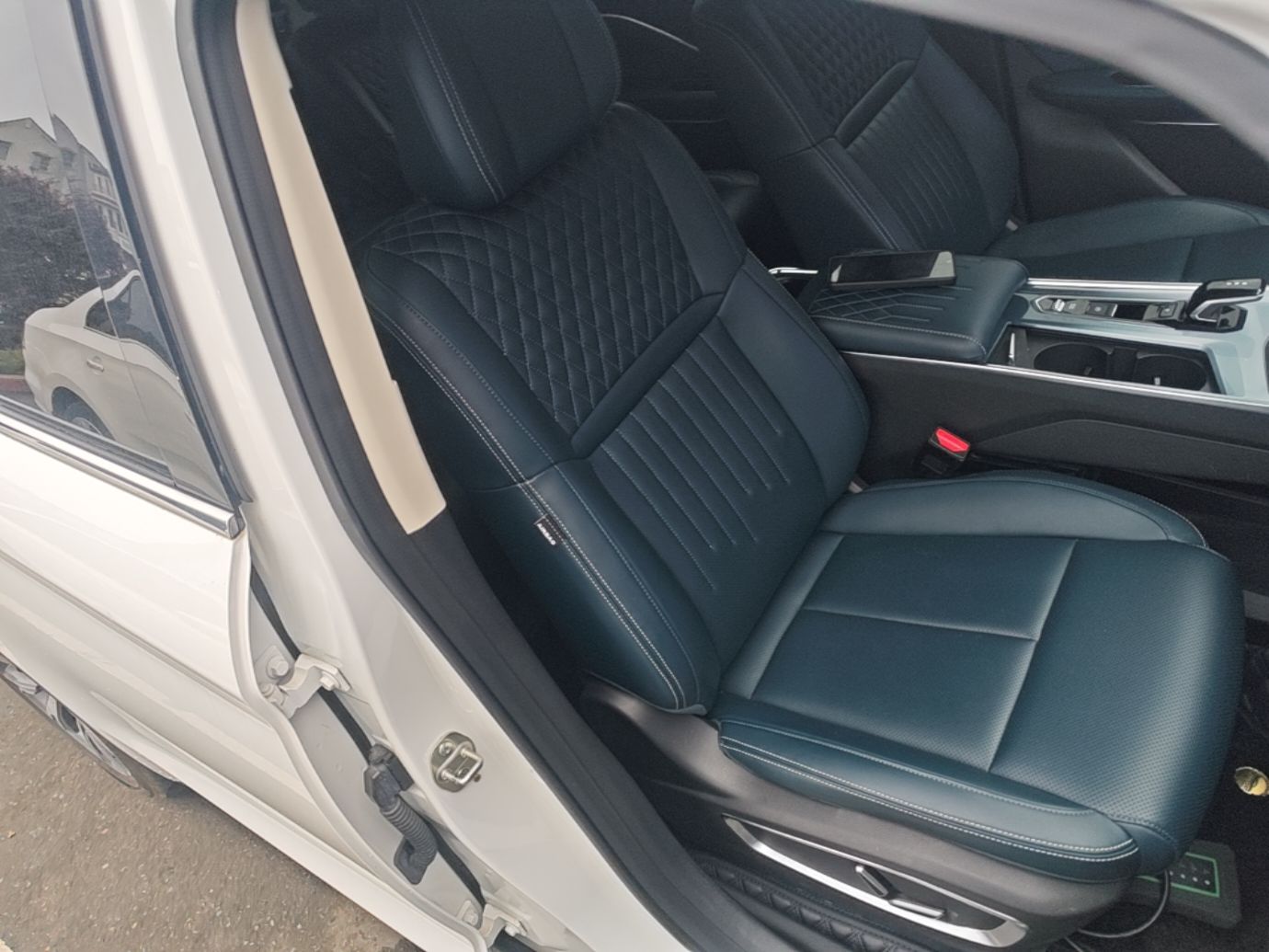 Geely Auto Jiajie 2023 Geely Jiaji L 1.5TD DCT Luxury Model - Premium — снимка 19