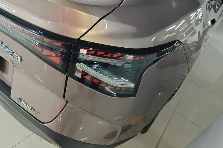 Used Toyota bZ3 2023 616 km Long-Range Premium
