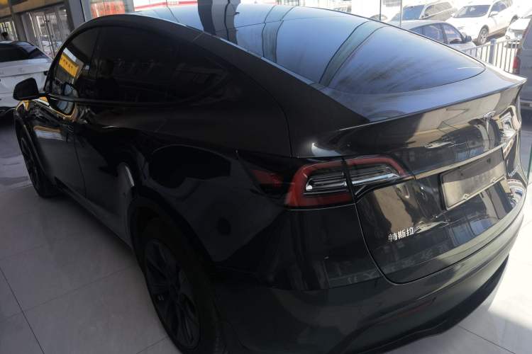 Used Tesla Model Y 2024 Rear-Wheel-Drive Version
