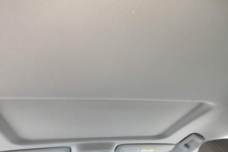 Used Buick GL8 2023 Land Executive Class Comfort Model