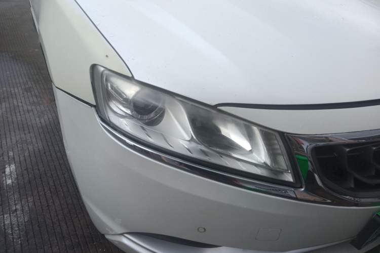 Used Geely Auto Emgrand GT 2015 2.4L Luxury Model Right Front Headlight