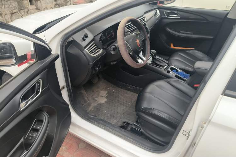 Used Roewe i5 2019 1.5L Automatic 4G Connected Linghao Edition Driver Seat