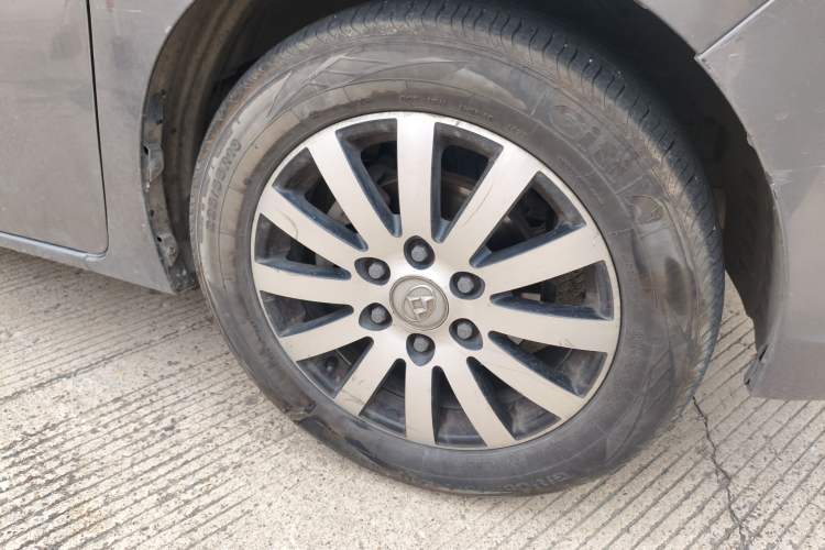 Used SAIC MAXUS G10 2014 2.0T Automatic Luxury Executive Edition