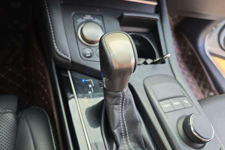 Used Lexus ES 2015 200 Elite Edition