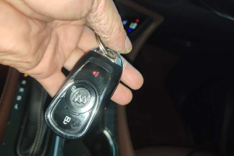 Used Buick Envision 2016 20T Two-Wheel-Drive Elite Model