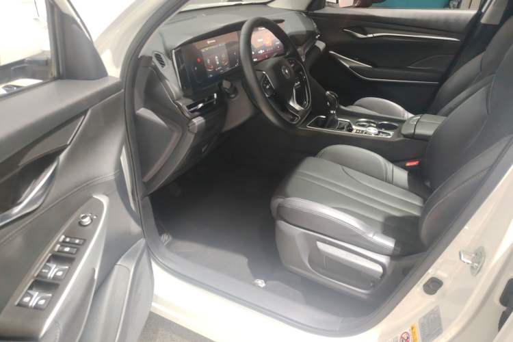 Used Changan CS75 PLUS 2021 1.5T Manual Luxury Version
