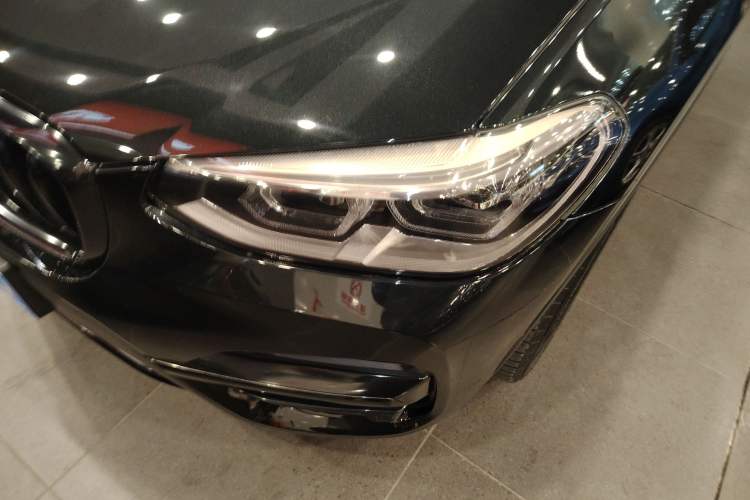 Used BMW X3 2018 xDrive28i Luxury Package China VI Emission Standard
