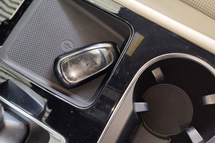 Used Li Auto ONE 2020 Extended-Range 6-Seater Version Interior 1