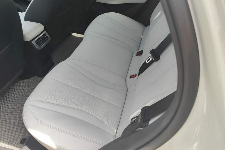 Used BYD Seal 06 New Energy 2024 DM-i 120KM Luxury Model Left Rear Seat